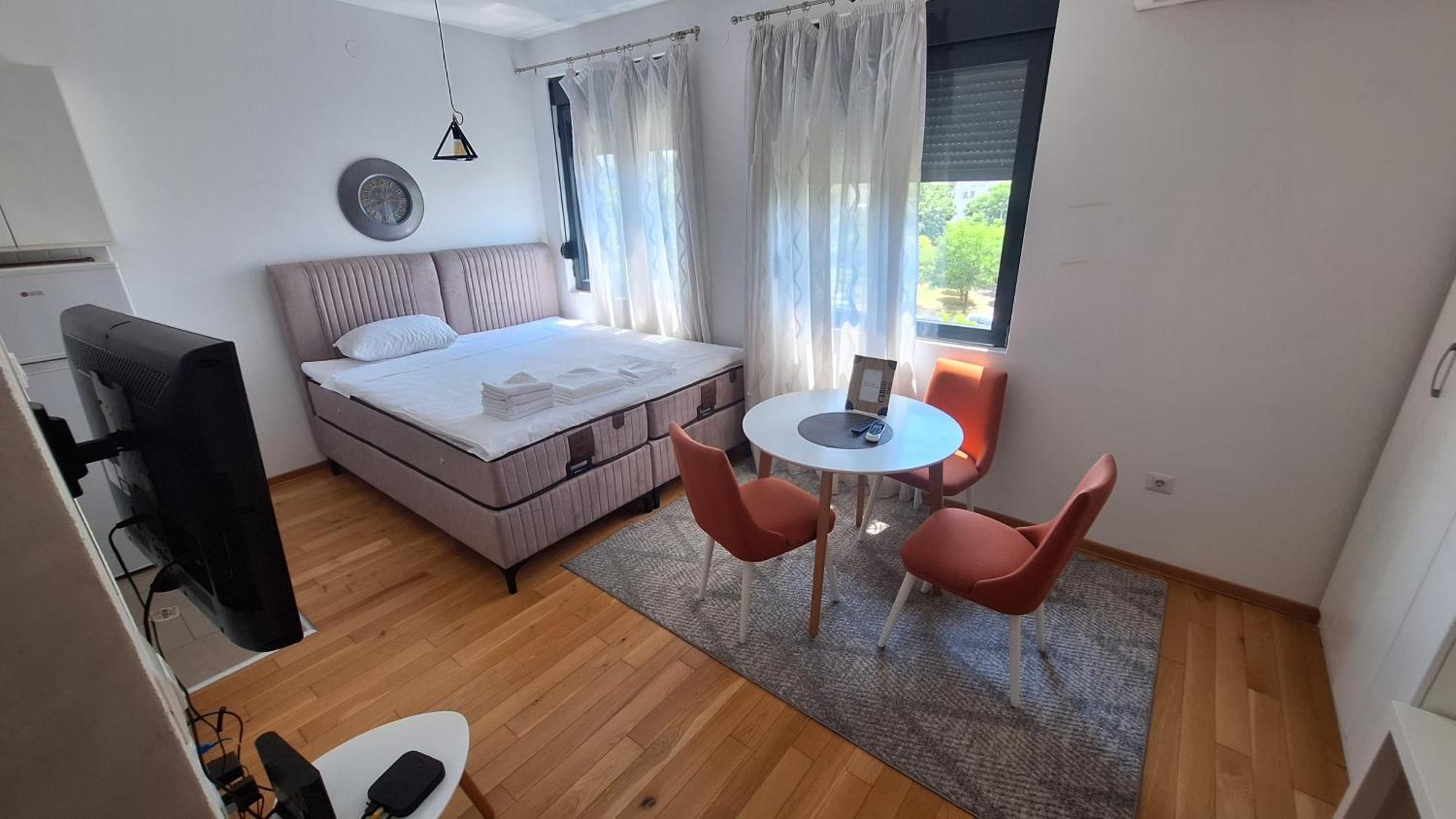 Lijepo Pozicioniran Stan, Atrakcije Blizu Apartment Podgorica Exterior photo